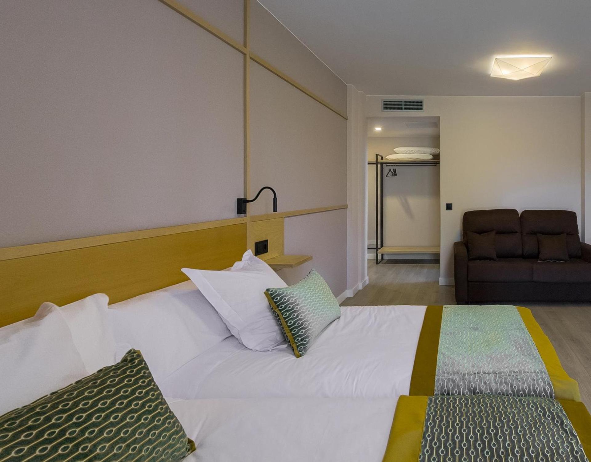 Hotel Portomarin Star エクステリア 写真